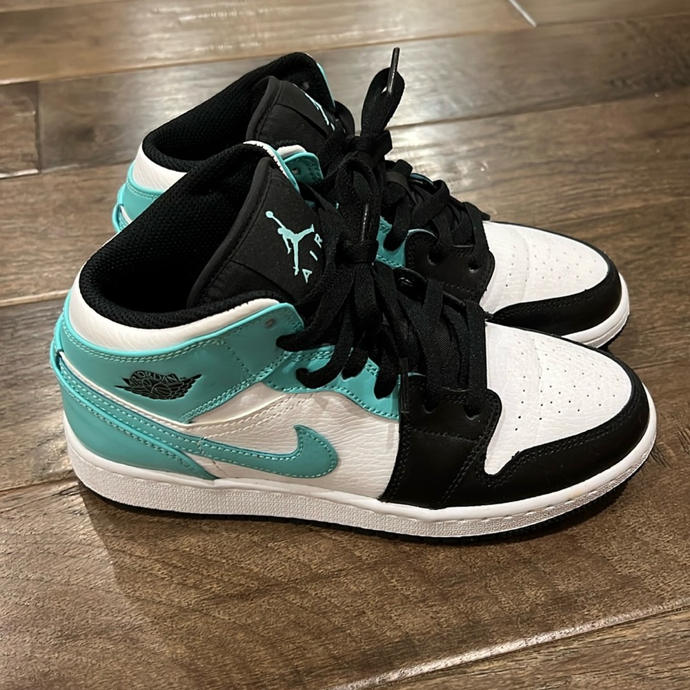 Nike Air Jordan 1 Mid Tropical Twist Black Shoes 554725-132 (GS) Youth S…